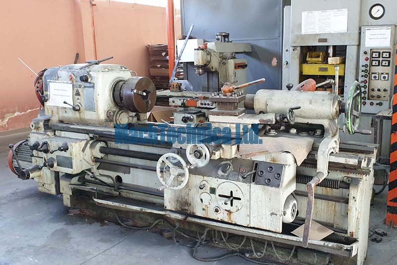 TOS SU 63A / 1250 Lathe